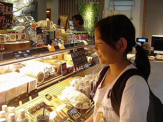 sonnetorcafe30.jpg