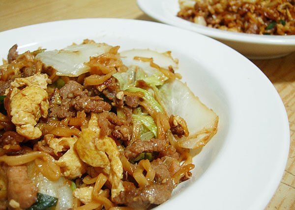 炒泡麵喔!!