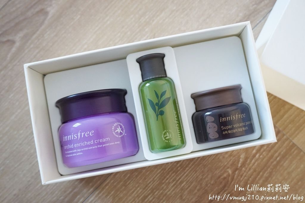 韓國innisfree眼影筆12綠茶系列.JPG