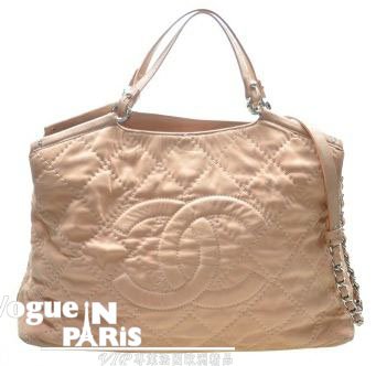 V Chanel A67046