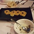 主廚招待的薄餅，上頭有魚子醬。-13.jpg