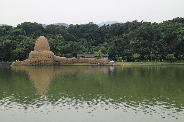 碧湖公園：4千根竹子編成！ 內湖夢幻新地標「碧湖織屋」