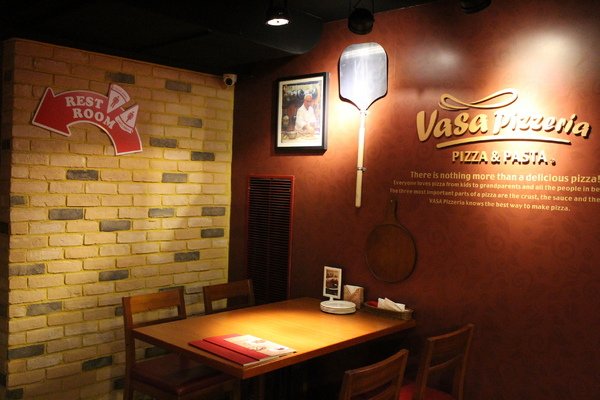 Vasa Pizzeria 瓦薩比薩(中山店)：沒吃過這麼濕潤的批薩-Vasa Pizzeria 瓦薩比薩(中山店)派對分享餐