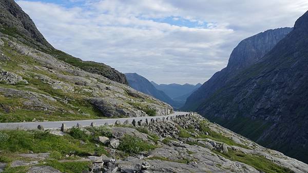 P1020416-1.JPG