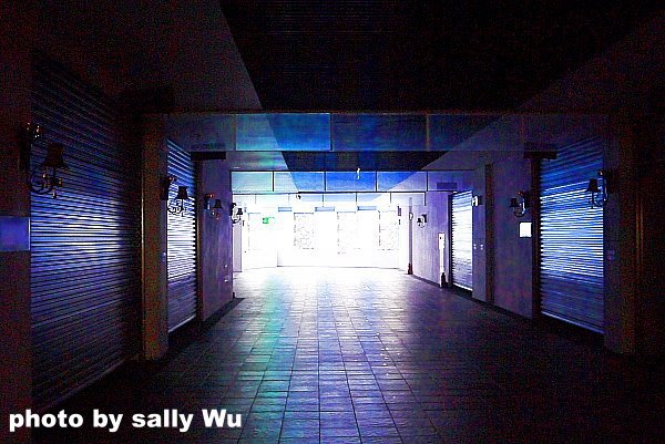 杜拜汽車旅館 (1).JPG