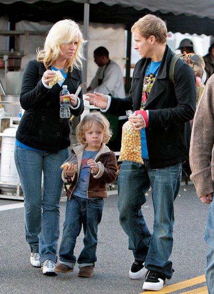 fp_1837650_littrell_brian_coq_012509.jpg
