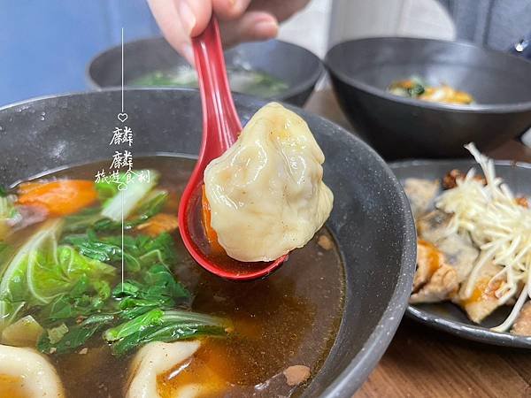 中和在地素食推薦 爆推招牌紅燒湯餃 創新麻醬烏龍麵絕對值得回