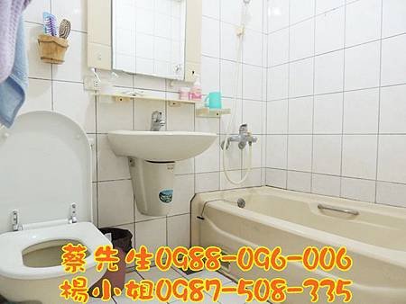 衛浴.JPG