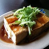 建宏雞肉飯