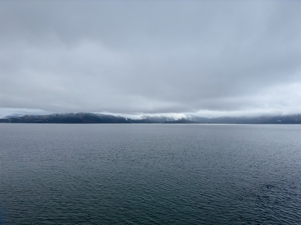 [日本.秋田] 田澤湖.散發琉璃靛藍色的日本第一深湖泊