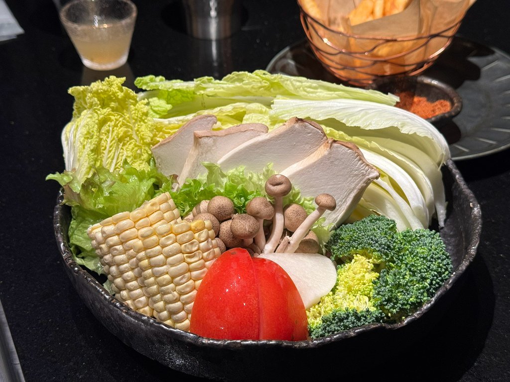 [台南.南區] 天鍋麻辣 鴛鴦鍋(台南新興店)@碳佐麻里新興