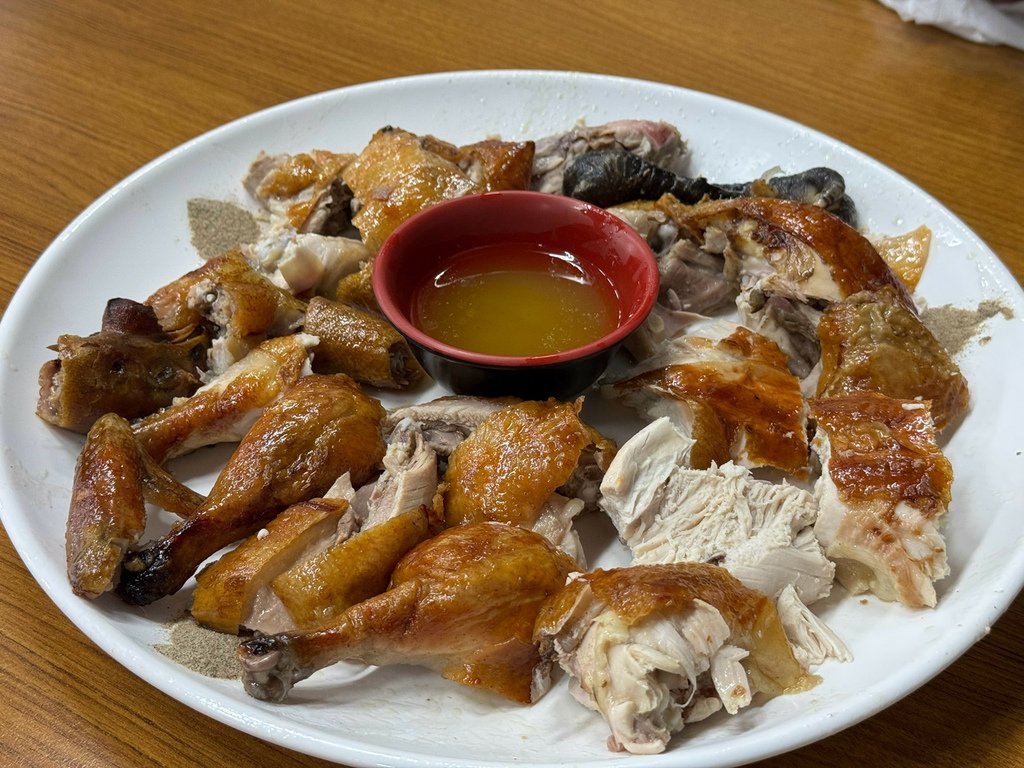 [嘉義.番路] 伯恭甕缸雞.價格親民.只有假日才吃的到
