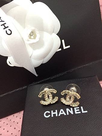 chanel 耳環2.JPG