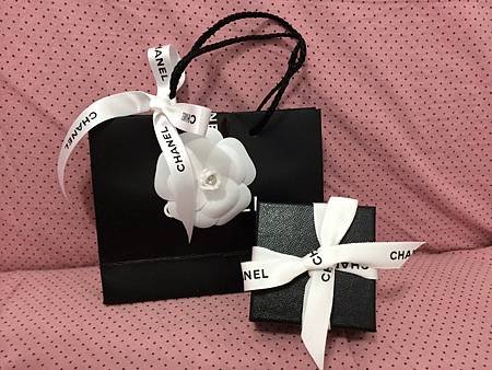 chanel 耳環3.JPG
