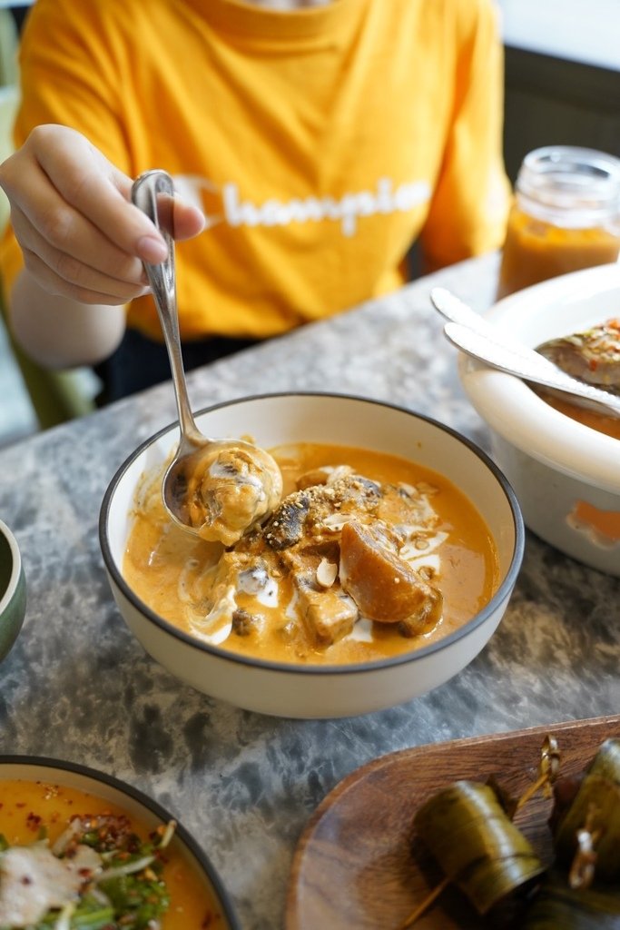 板橋凱撒Lotus蓮花餐廳 泰式料理 板橋美食 板橋 凱薩飯店 馬沙曼牛肉