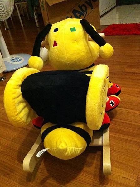 大王蜂後面.JPG