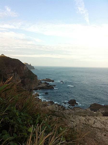 沿途中美麗的海岸線.JPG