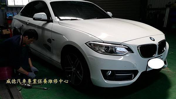 BMWF22車體鈑烤-3.jpg