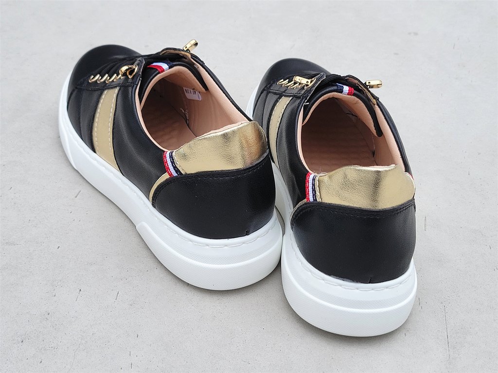 JSHOE (4).jpg
