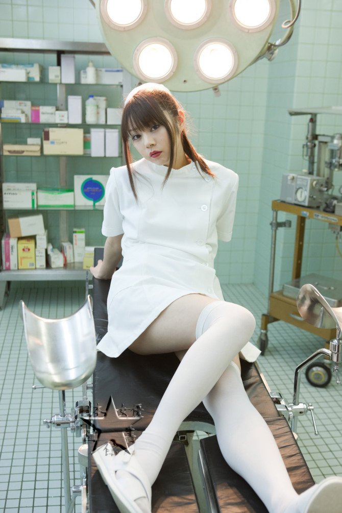 芳賀優里亞03.jpg
