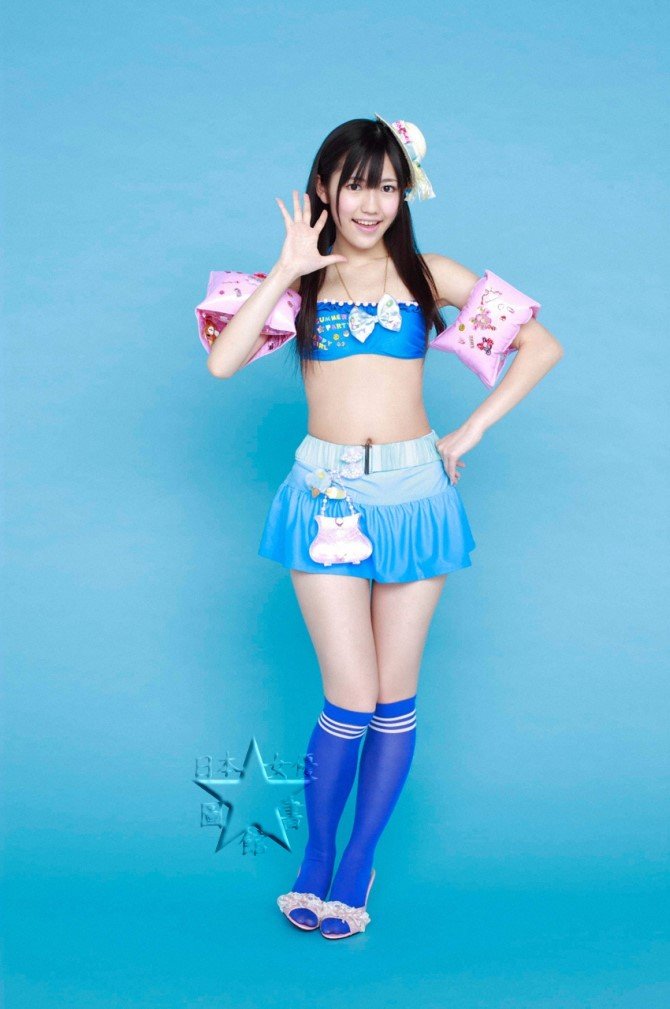 渡邊麻友06.jpg