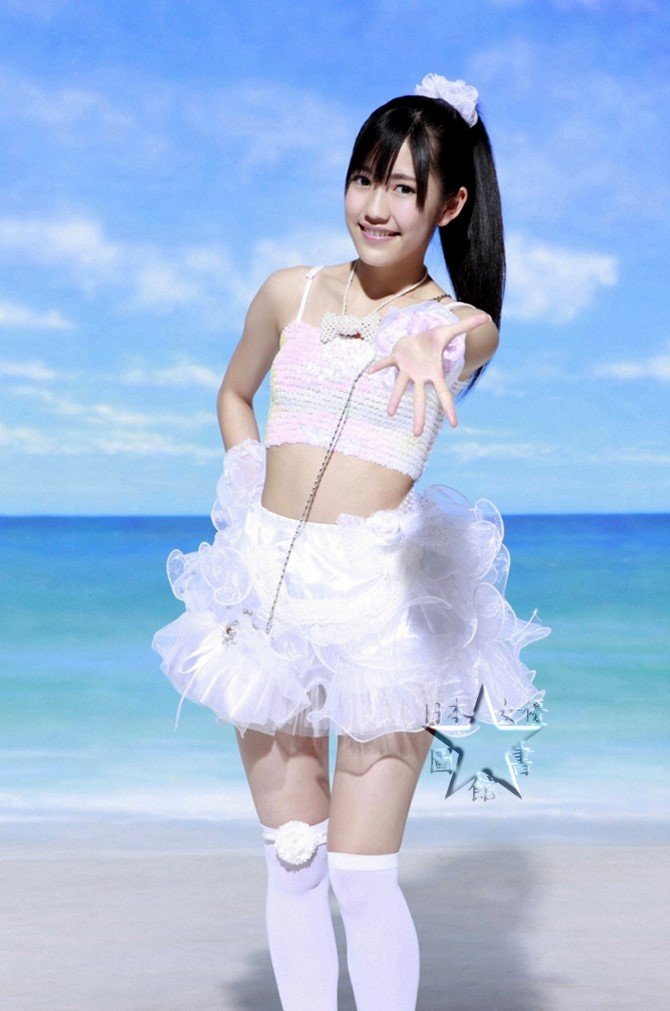 渡邊麻友07.jpg