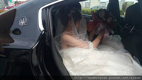 高雄楠梓禮車葉先生 囍悅禮車婚禮 高雄台南屏東囍悅結婚禮車 南部囍悅結婚禮車租出租婚顧