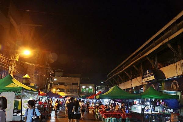 night market 夜市.JPG