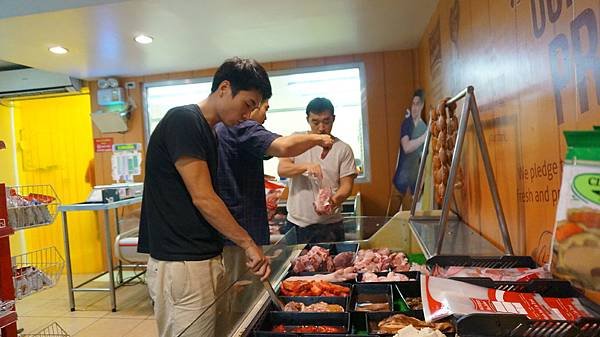 Philippines Butcher&apos;s shop.JPG