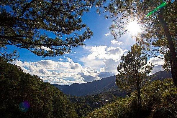 Echo-Valley-Sagada  wonderful places.jpg