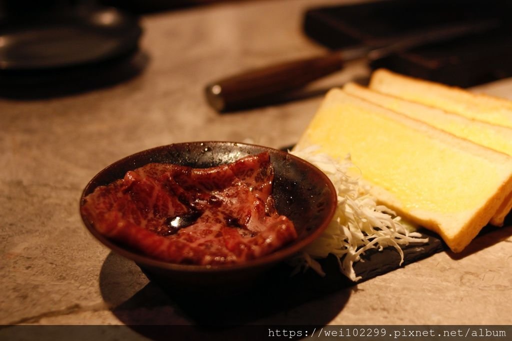 44台北頂級日式燒肉：樂軒和牛餐點與價格·平日商業午餐超划算！東區仁愛圓環美食推薦.JPG