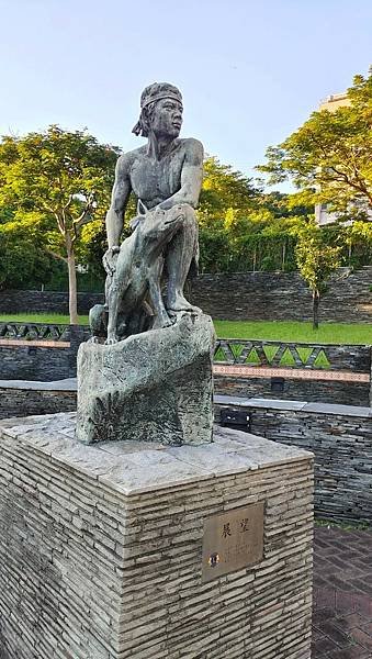 LINE_ALBUM_天母星巴克和原住民公園_210903_65.jpg