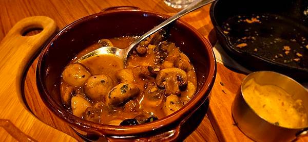 〔新竹〕ABV Bar &amp; Kitchen 加勒比海餐酒館(
