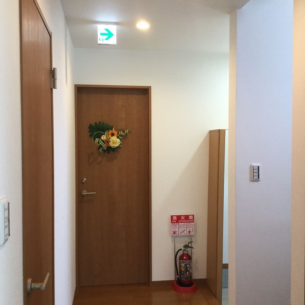 1F A 與玄關處.jpg