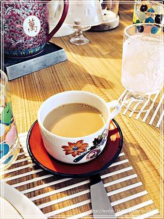 00078-12《拋夫棄子之人妻Brunch-屋頂上的貓私廚》.JPG