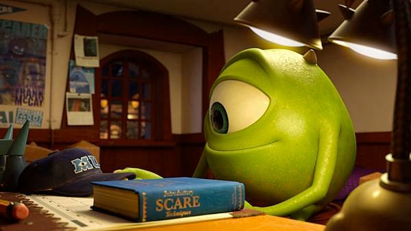 monstersuniversity-read