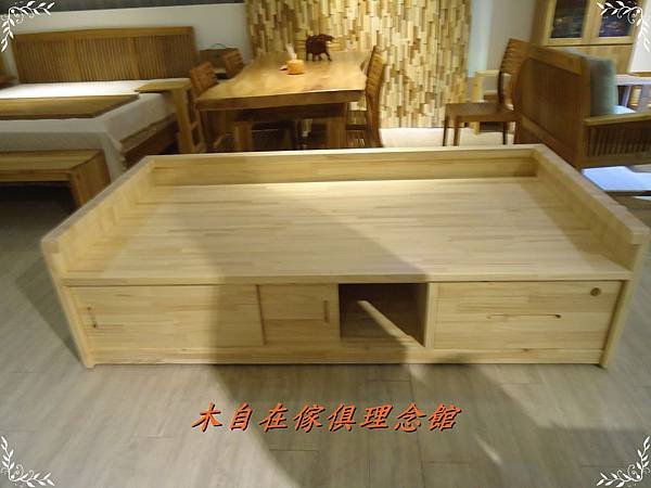 紐松椅床6.JPG