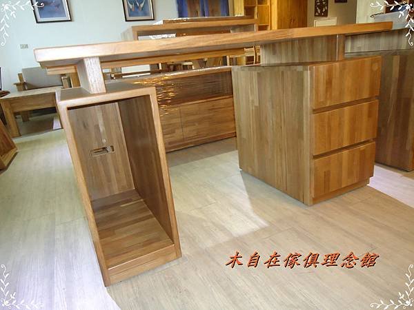 緬柚雲品書桌(2)9.JPG