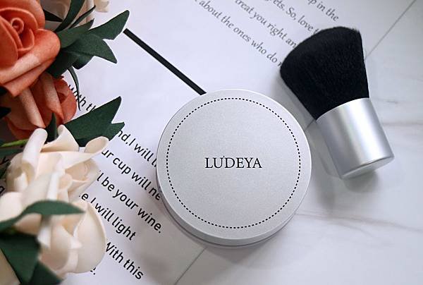 LUDEYA-18.jpg