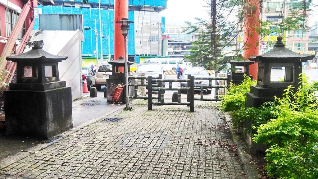 汐止游-神社神橋橋柱.jpg