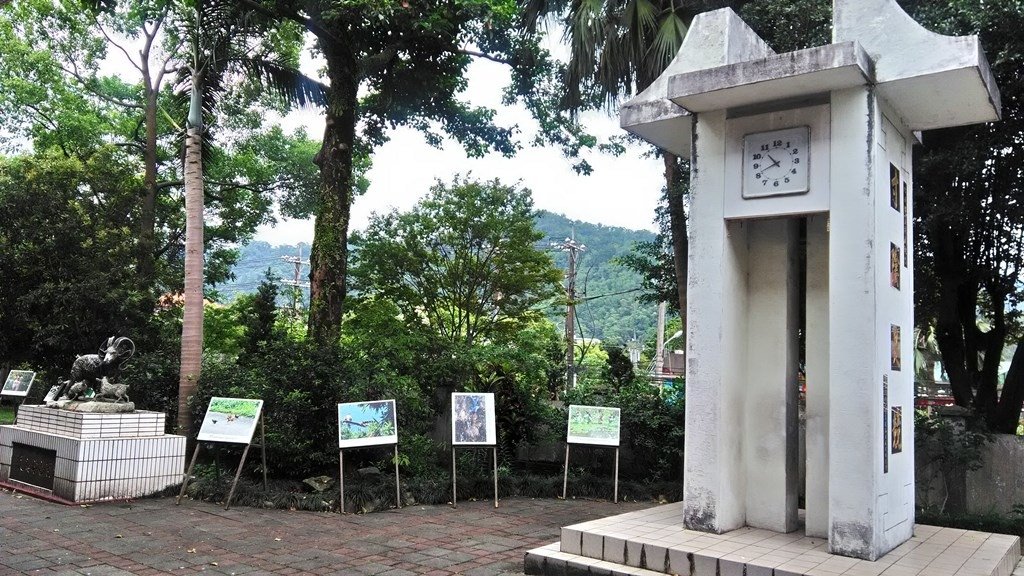 成福國小-5時鐘臺.jpg