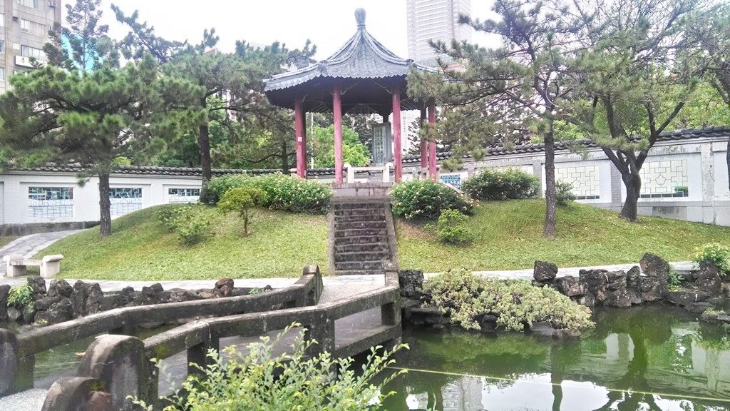 國父史蹟紀念館7-花園涼亭.jpg