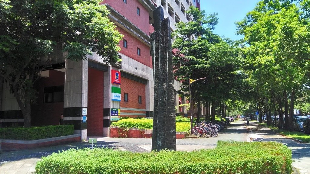 臺北大學商學院大樓-涓流1.jpg