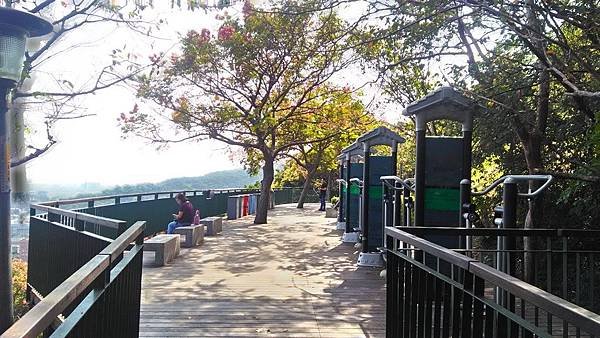 水碓觀景公園24-觀景健身展望臺1.jpg