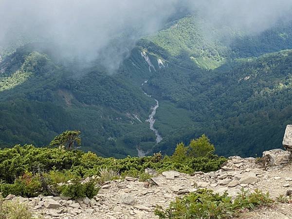 LINE_ALBUM_20220619-20_肉腳團爬百岳塔關山_關山嶺山_220624_143.jpg