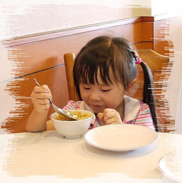 吃麵.jpg