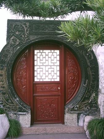 雕花小門.JPG