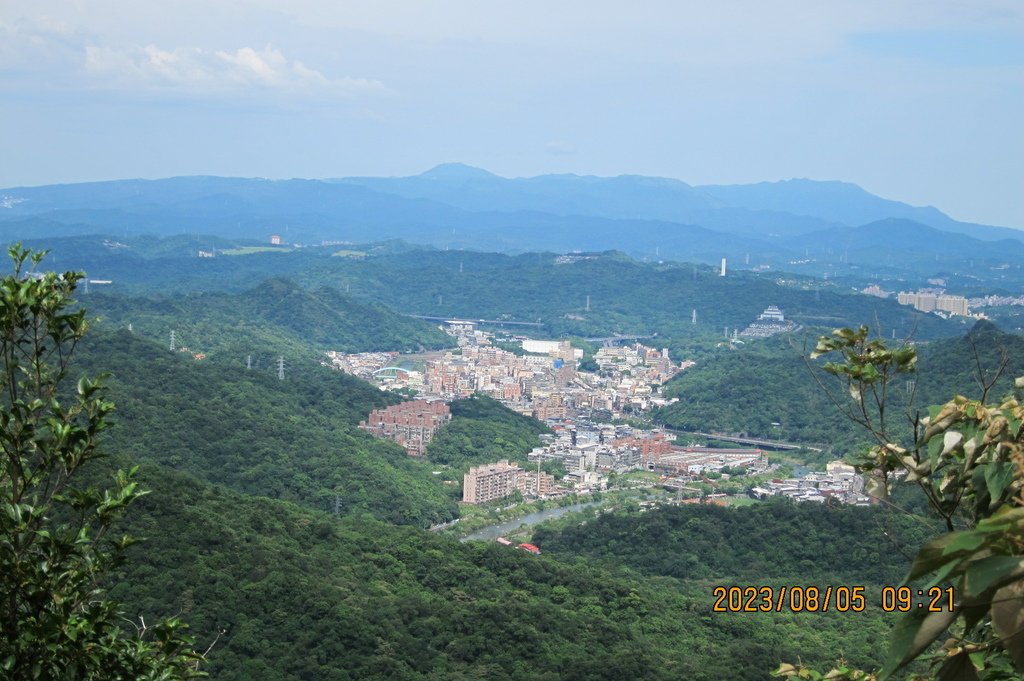 新北粗坑山-台北天際線第四段(猴雞縱走)-2