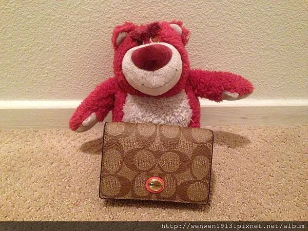 COACH 68657 咖啡橘名片夾 1400元