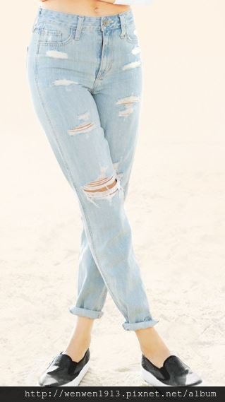 2015-03-07 12_59_16-Girls Jeans Jeans &amp; Bottoms _ HollisterCo.com.jpg